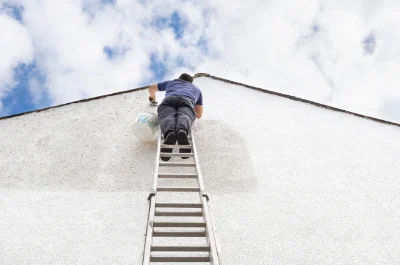 Peinture extérieure à la Pesse — façades et ravalement
