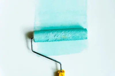 Peinture intérieure à la Pesse — murs, plafonds et boiseries